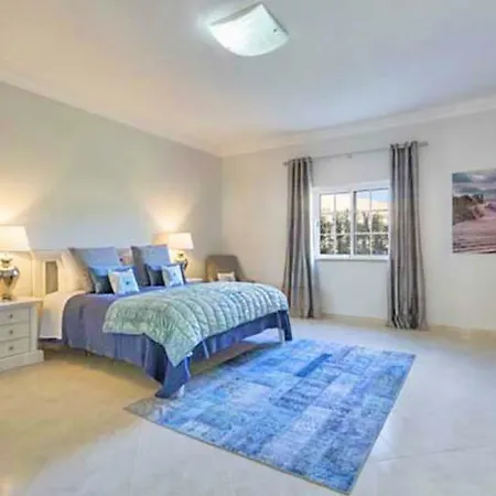 别墅 Vale Do Garrao Sleeps 10 Pool Air Con Wifi 金塔湖