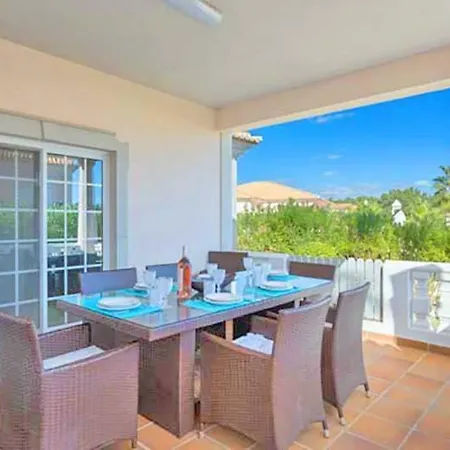Vale Do Garrao Sleeps 10 Pool Air Con Wifi 别墅 金塔湖