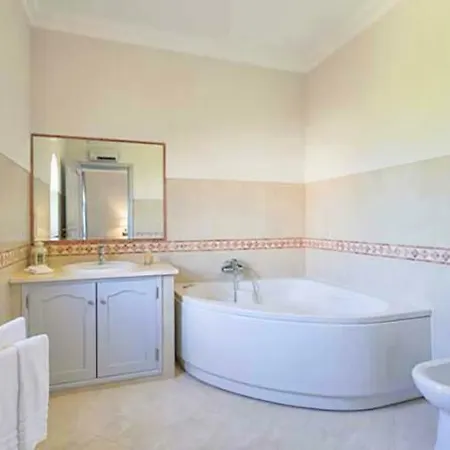 Vale Do Garrao Sleeps 10 Pool Air Con Wifi Βίλα *