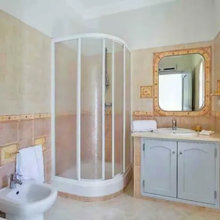 Vale Do Garrao Sleeps 10 Pool Air Con Wifi Quinta do Lago